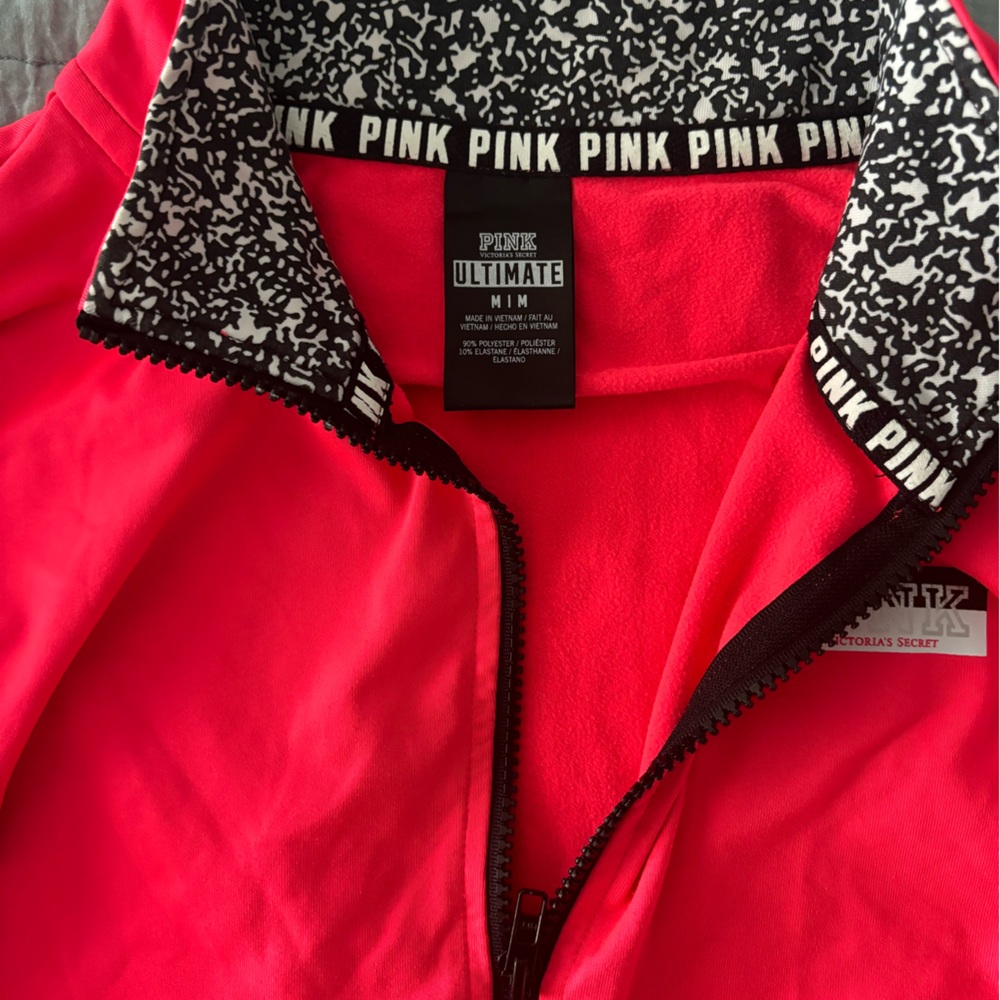VGUC Women’s pink pull over workout top Medium